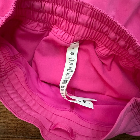 Lululemon Hotty Hot High-Rise Skirt - Picture 10 of 13